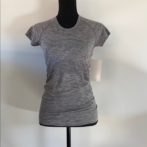 lululemon athletica Tops - Lululemon swiftly tech ss crew